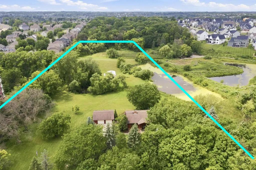 6225 Vicksburg Lane N, Maple Grove
