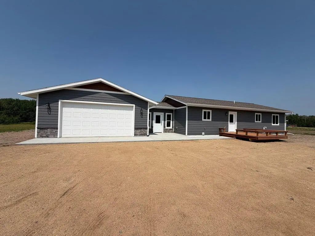 22859 285th Avenue, Akeley