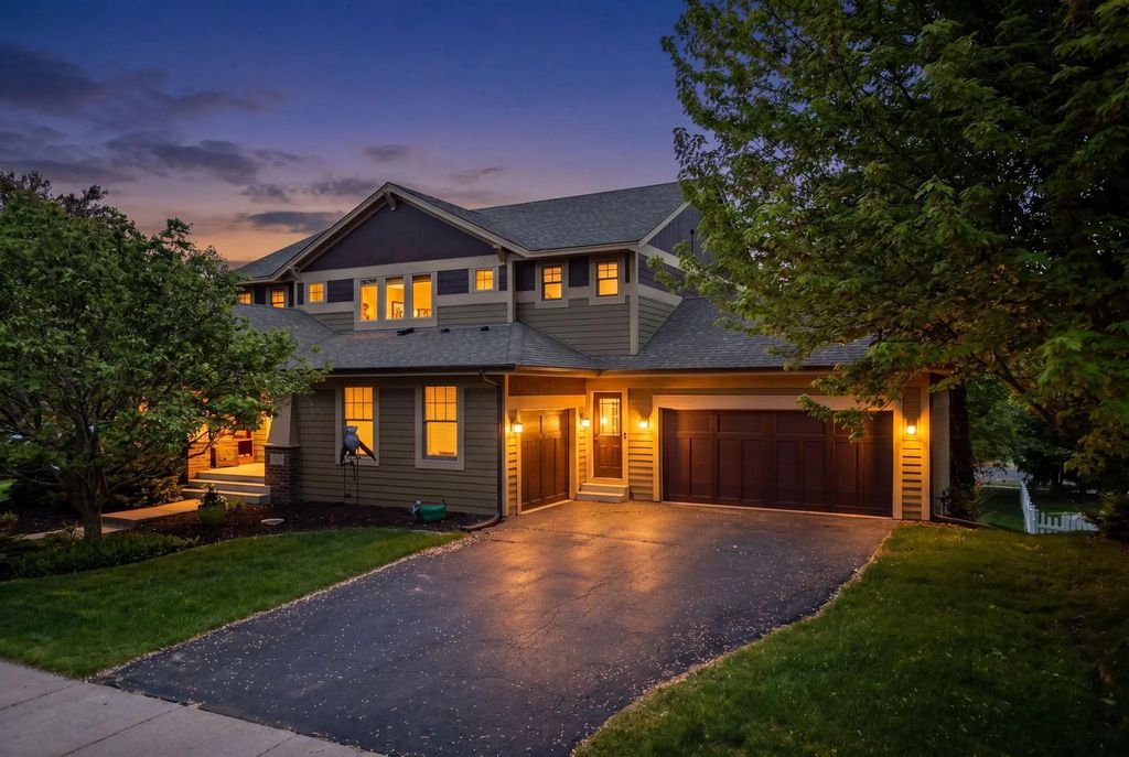 3486 Crosslough Trail, Rosemount
