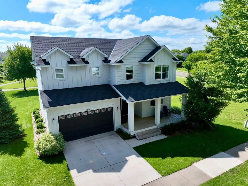 6694 Lakeview Circle Ne, Albertville