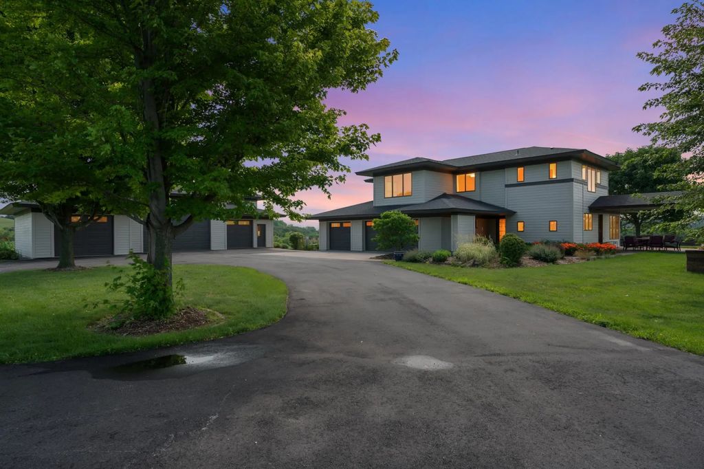 15157 County 11 Boulevard, Pine Island