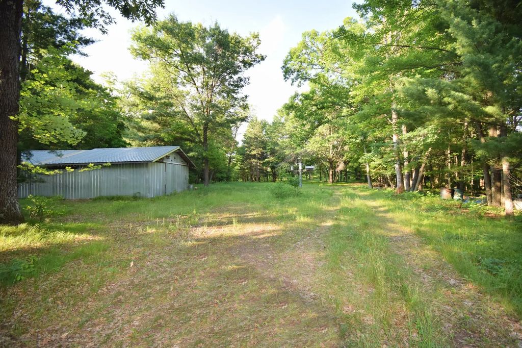 7230 County Road U, Danbury