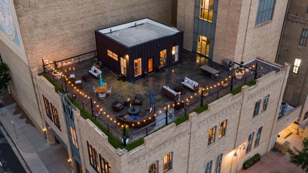 150 Portland Avenue 500, Minneapolis