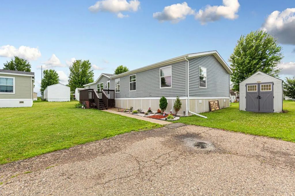 2147 Celtic Court, North Mankato