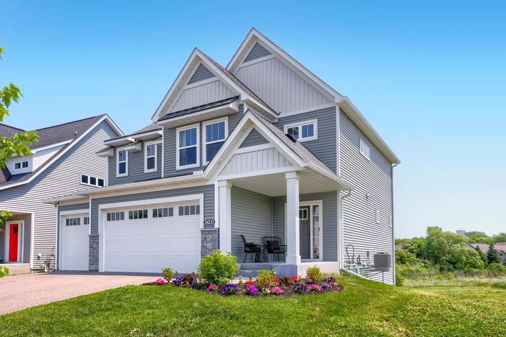24232 Edgewater Drive, Rogers