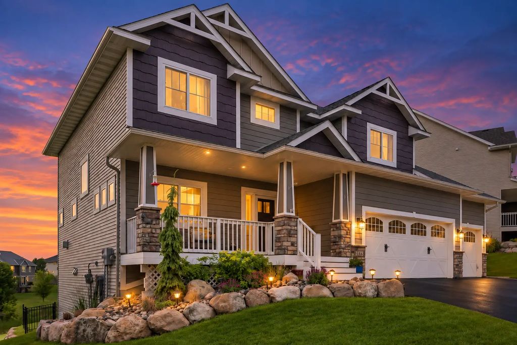 1173 Rosemary Lane, Chaska