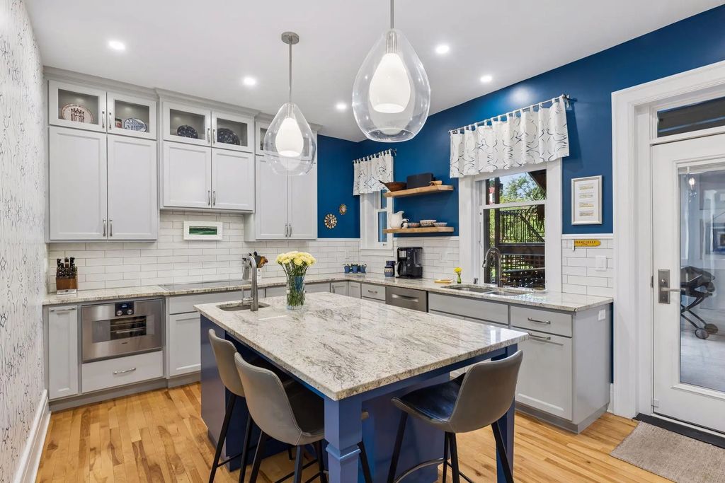 436 Portland Avenue 9, St Paul