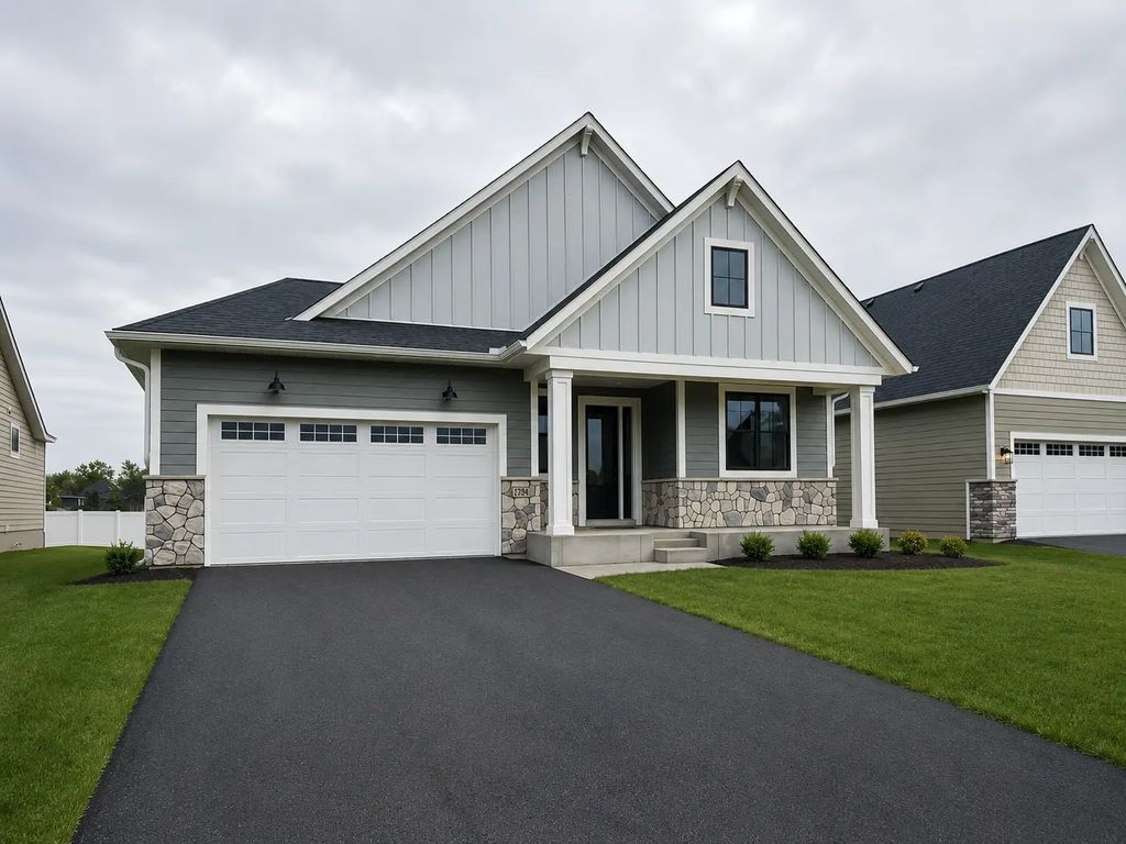 17936 Greenwich Way, Lakeville