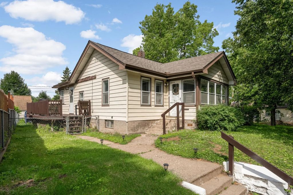 837 Pedersen Street, Saint Paul