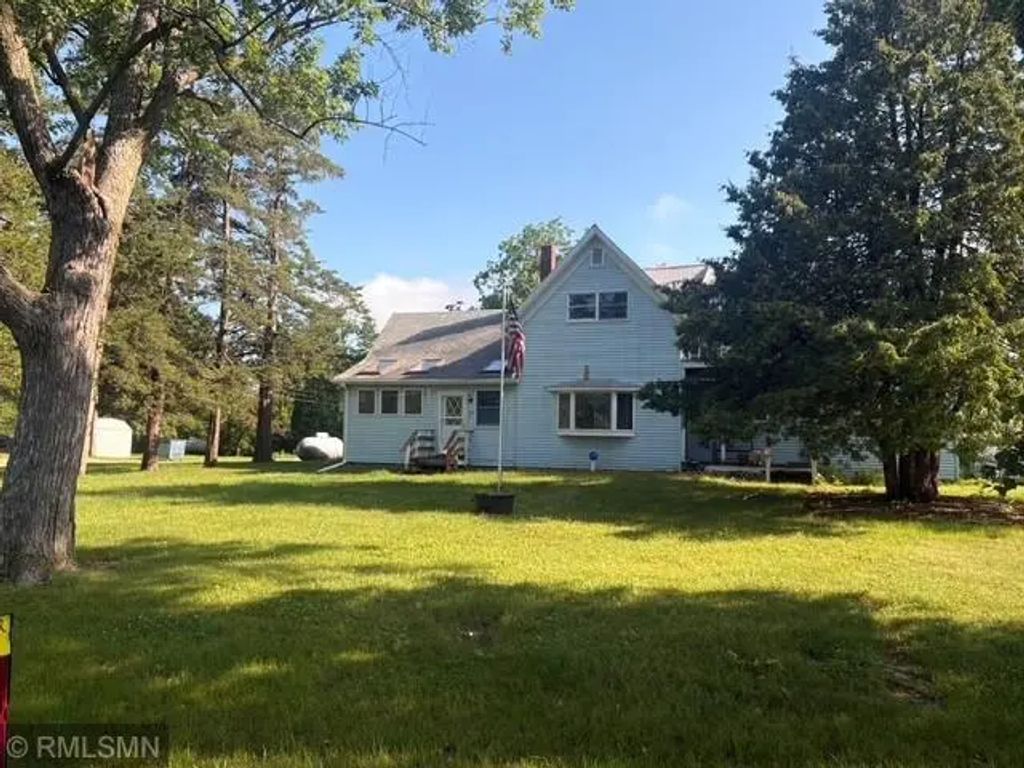 304 7th Street, Pepin