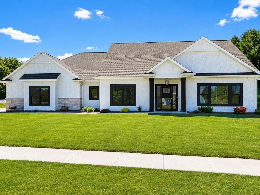 2009 Oscar Drive Ne, Rochester