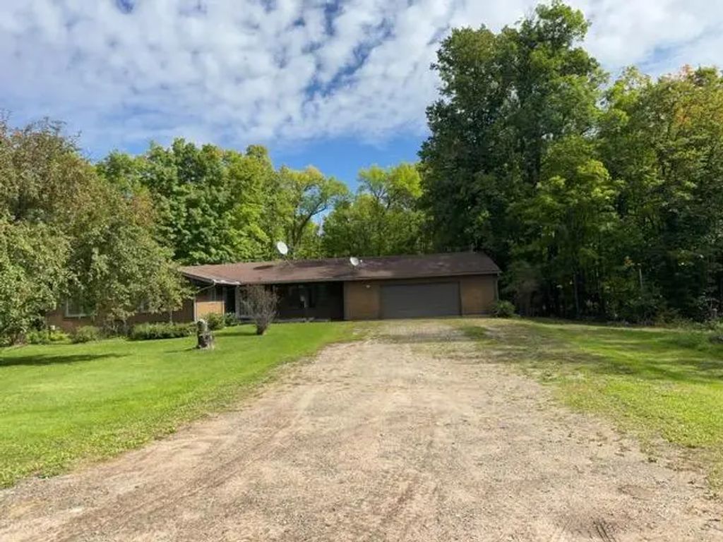 5392 Saatela Road, Mountain Iron