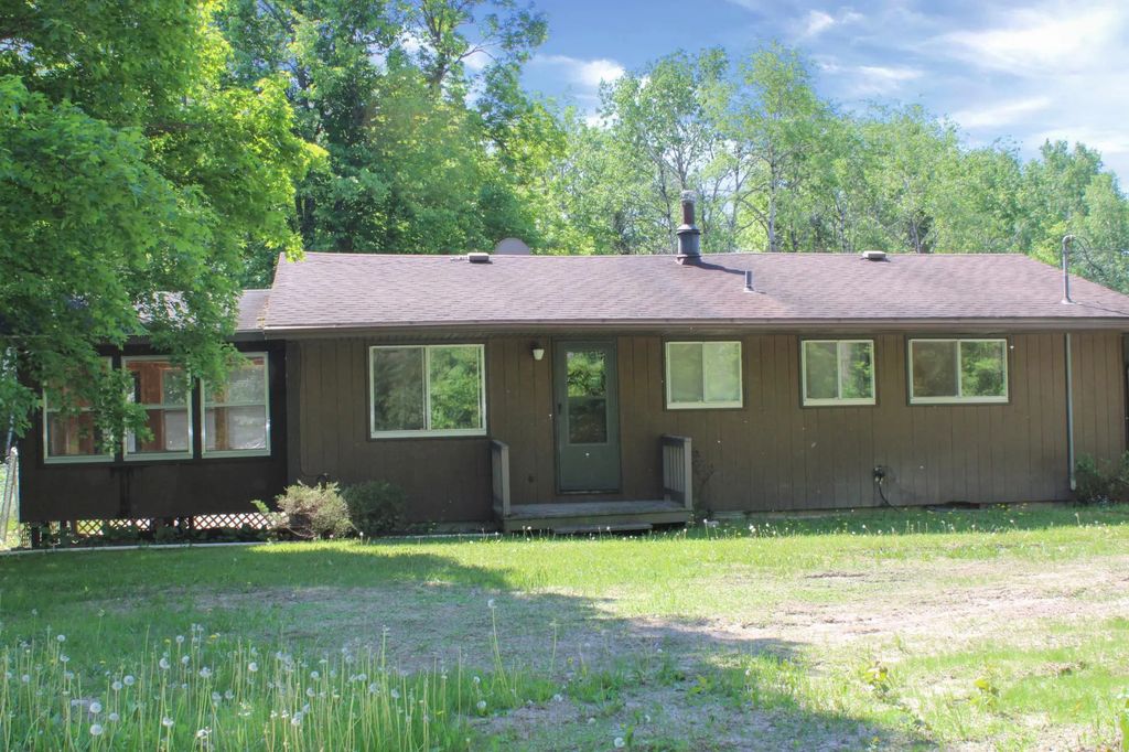 5392 Saatela Road, Mountain Iron