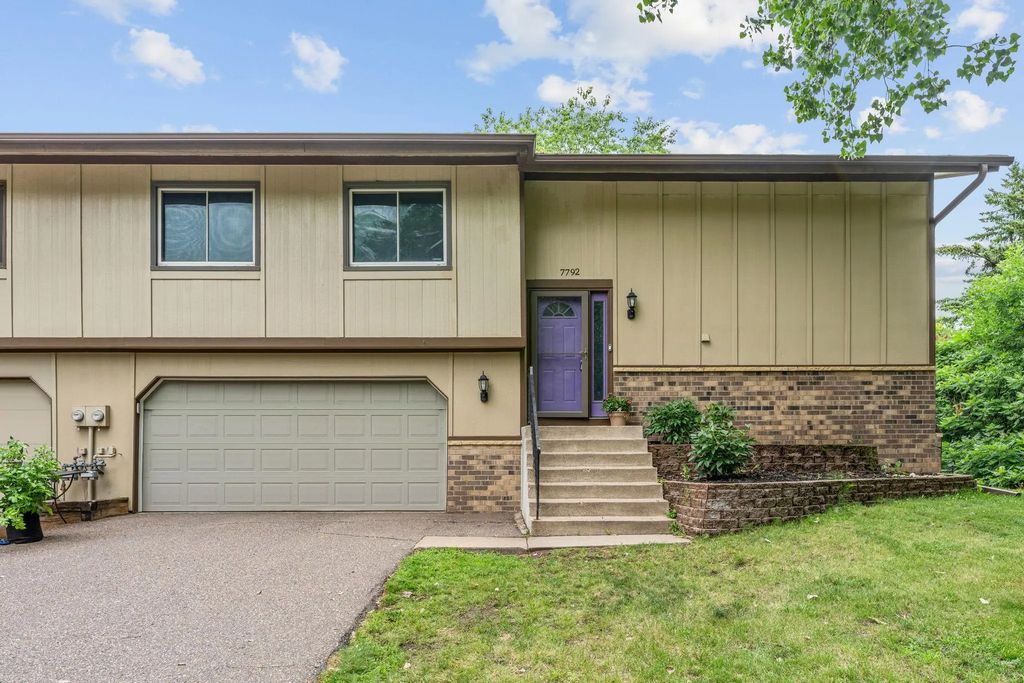 7792 Yucca Lane N, Maple Grove
