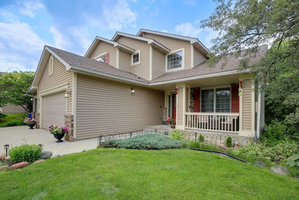 18546 85th Avenue N, Maple Grove