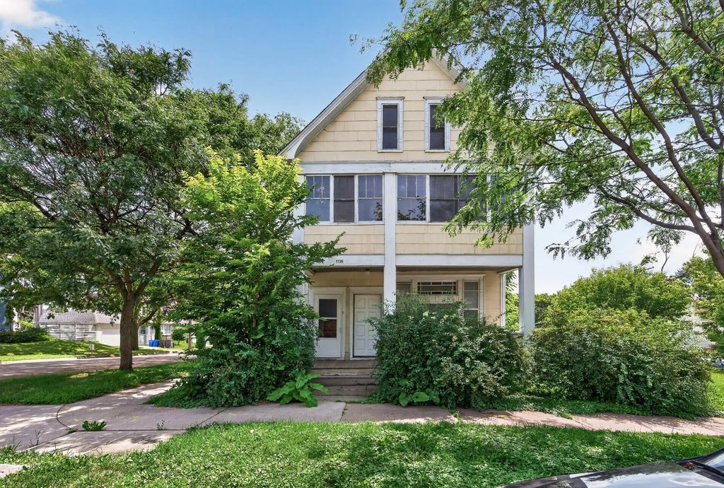 1136 Edgerton Street, Saint Paul