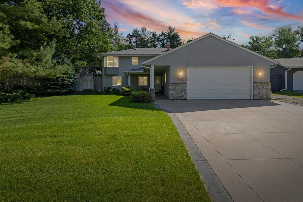 13600 69th Avenue N, Maple Grove