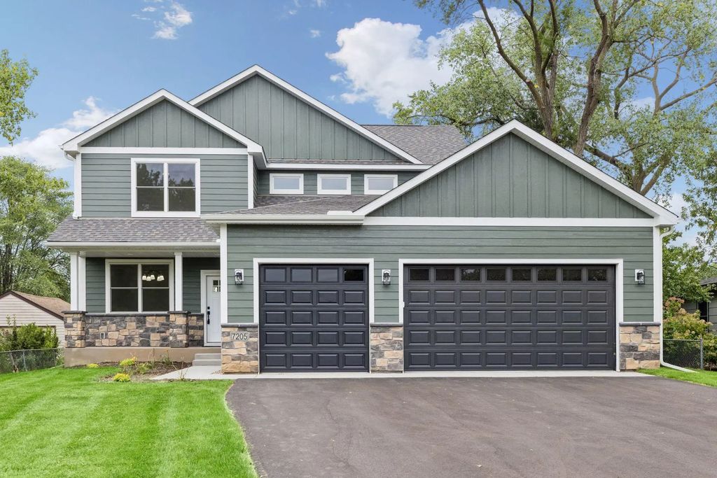 7205 62nd Avenue N, New Hope