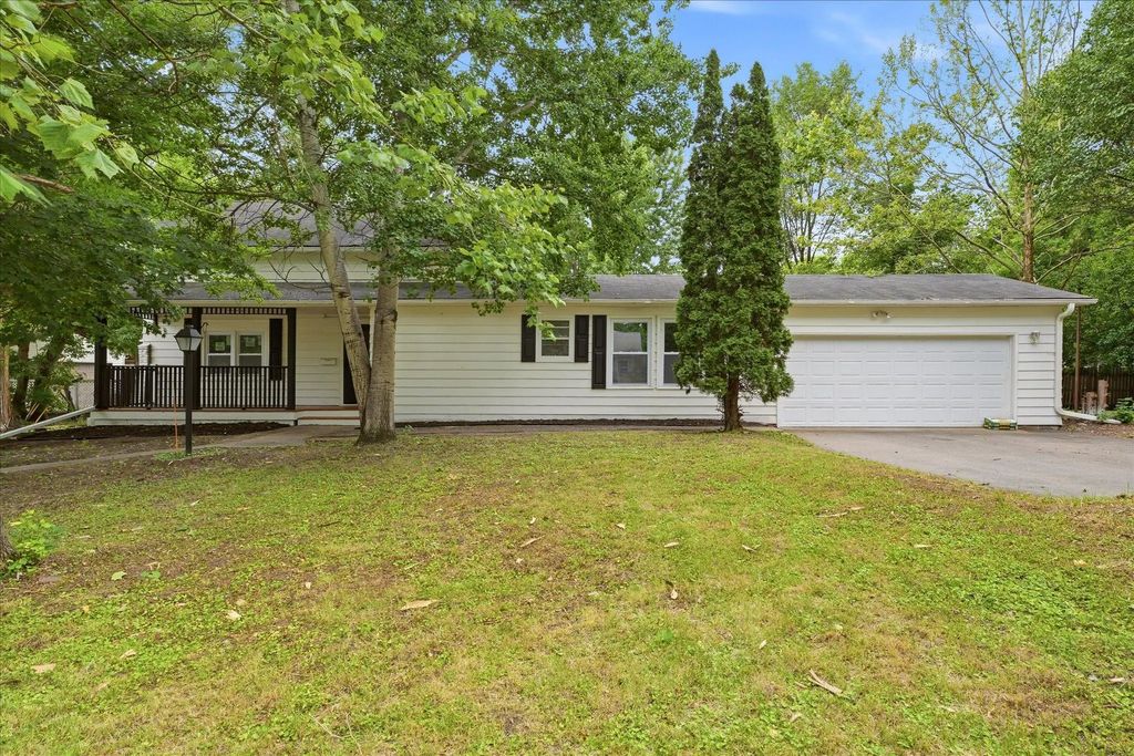 3715 31st Avenue N, Robbinsdale