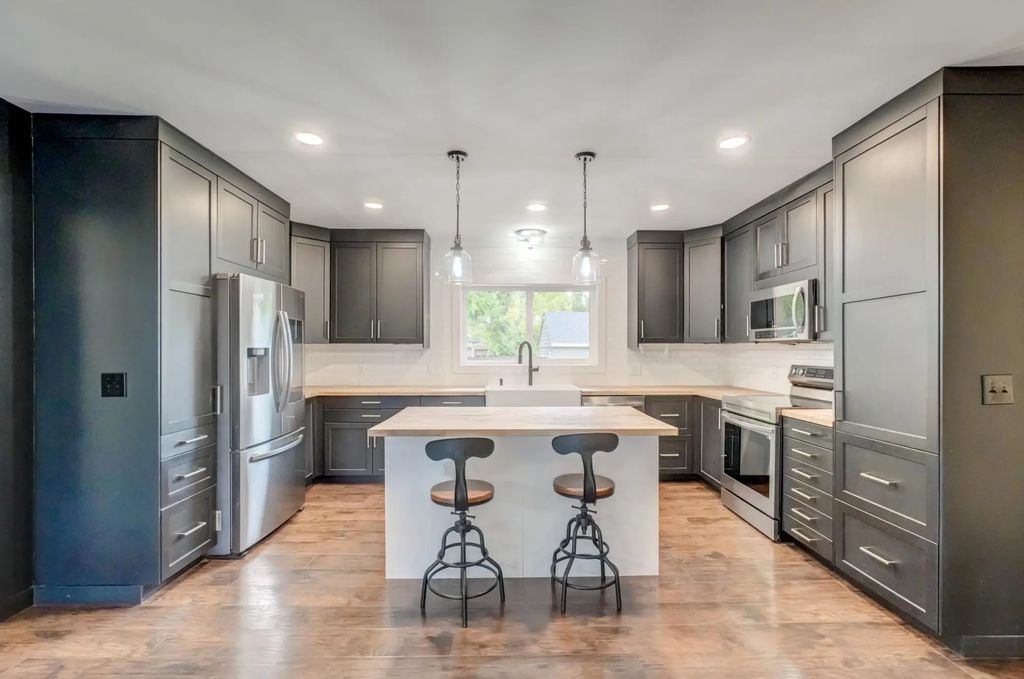 615 Vine Street, Hudson
