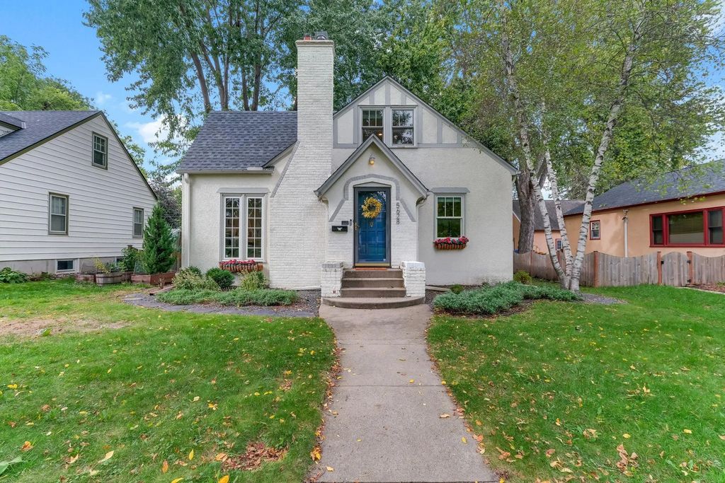 5628 Wentworth Avenue, Minneapolis