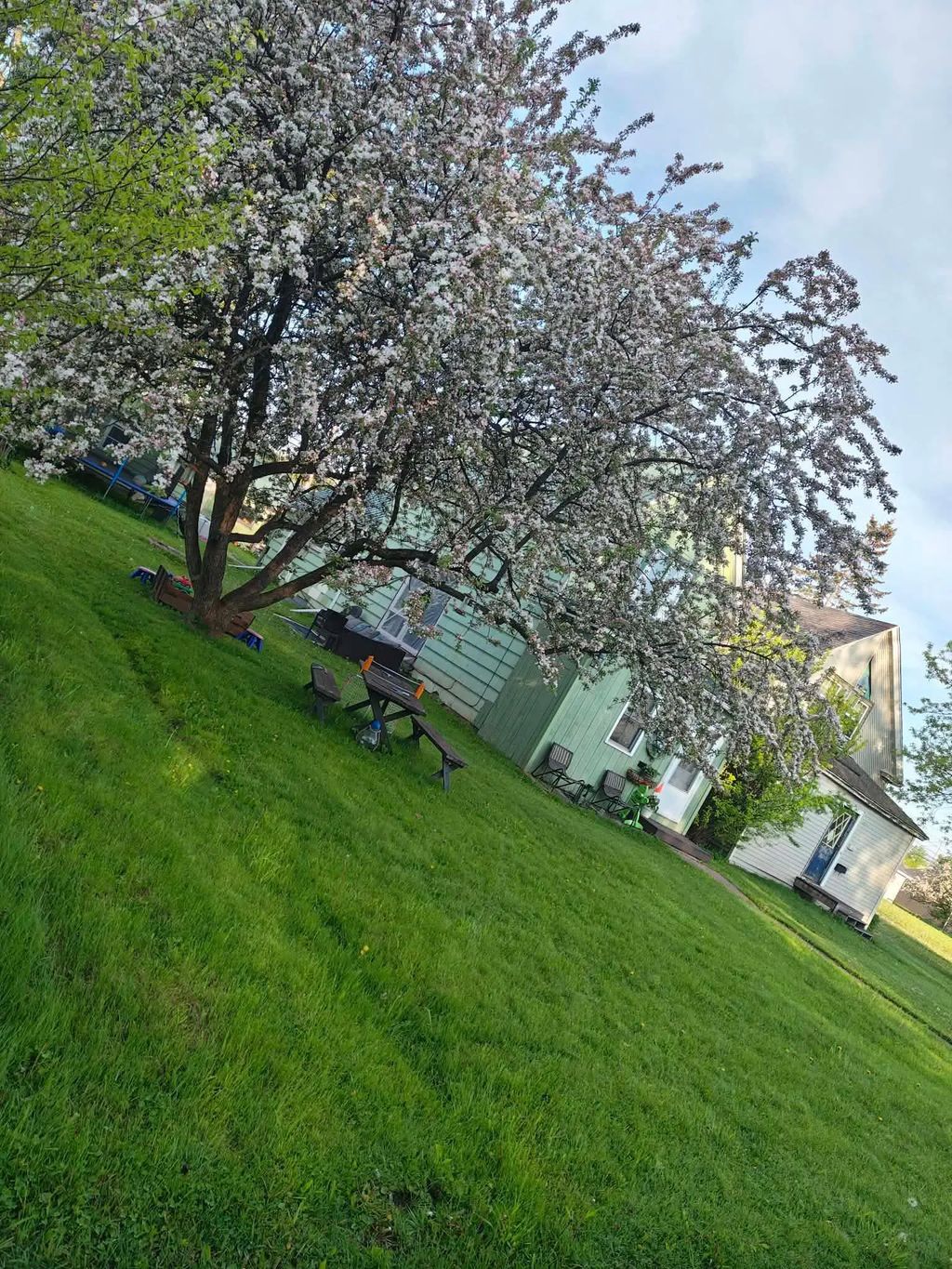 4106 E 1st Street, Superior