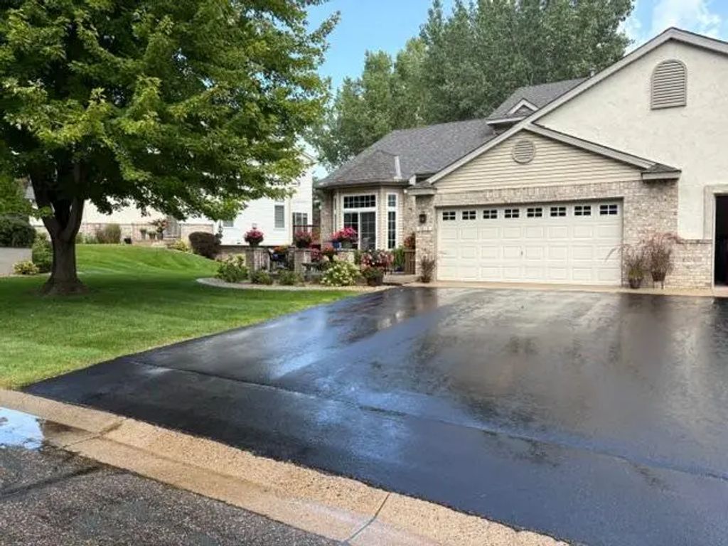 7013 Connelly Court, Savage