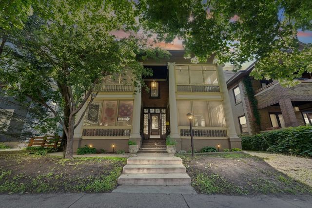 2445 Aldrich Avenue S, Minneapolis