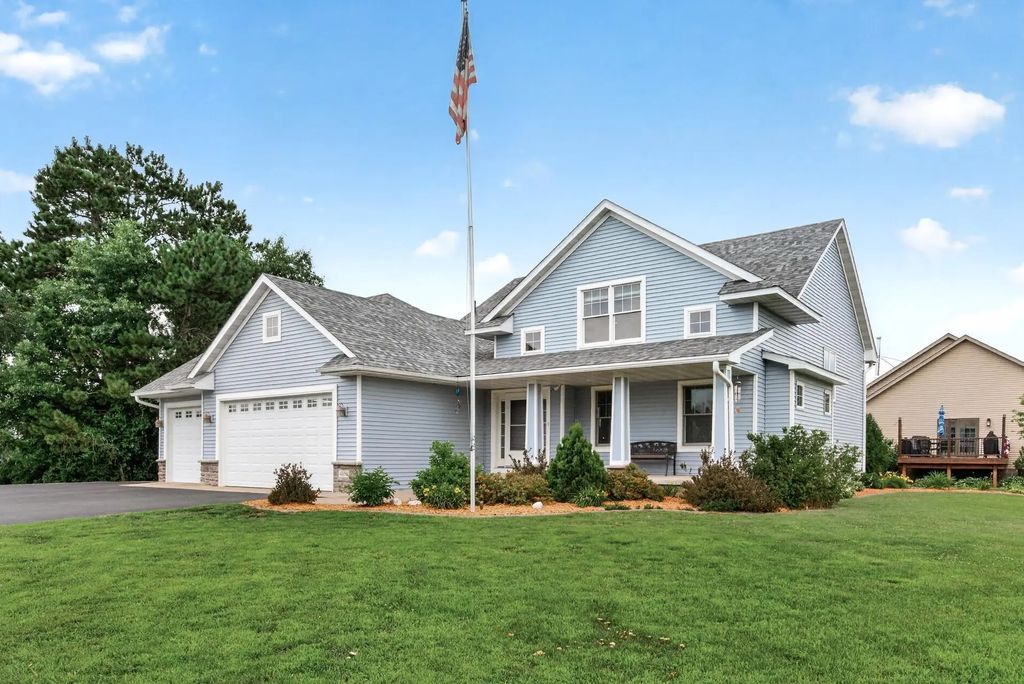 4858 382nd Drive, North Branch