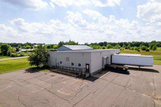 39724 Grand Avenue, North Branch
