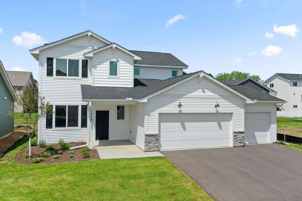1209 Marlene Avenue, River Falls