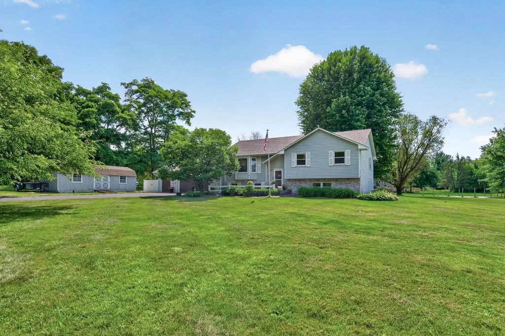 N7992 988th Street, River Falls