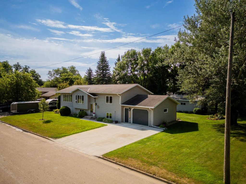 204 8th Avenue E, Lisbon