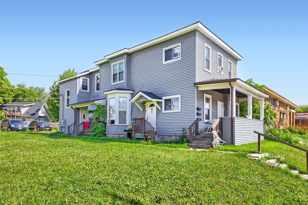 1155 7th Street W, Saint Paul