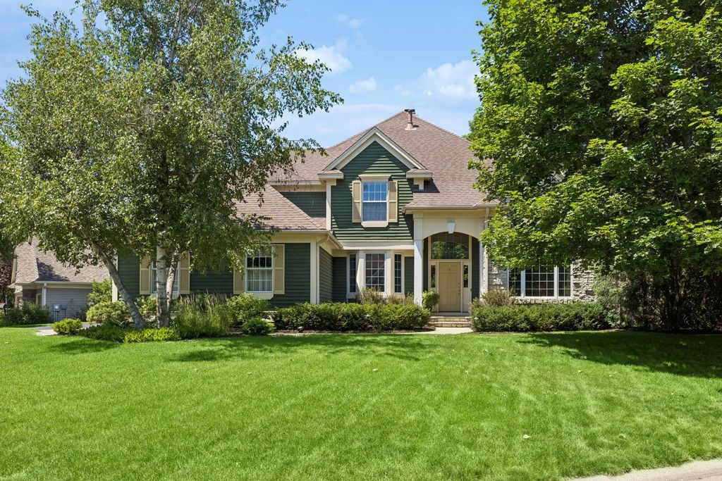 491 Harbor Court, Shoreview