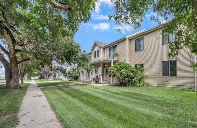 51 Center Street, West Fargo