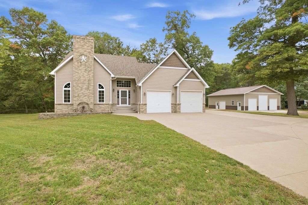 8750 E Beatrice Drive, Clear Lake