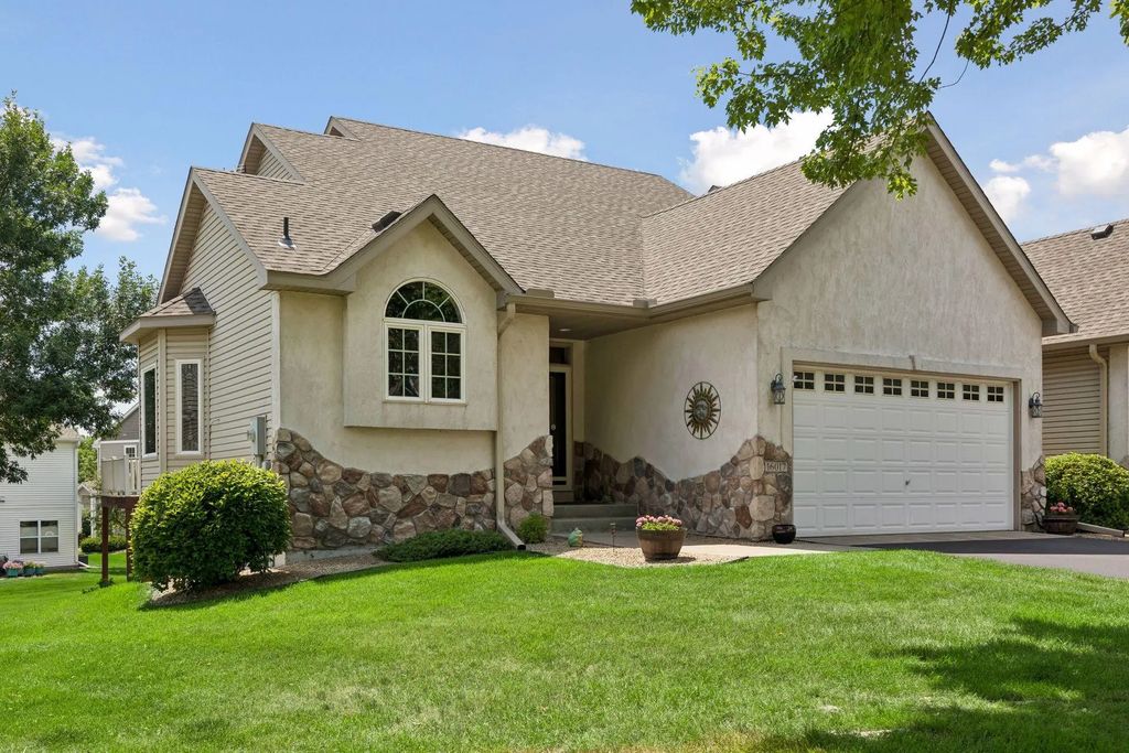 16017 70th Place N, Maple Grove
