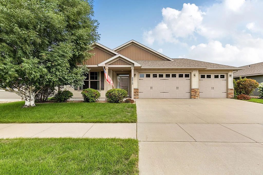 6813 Northwood Lane, St Cloud