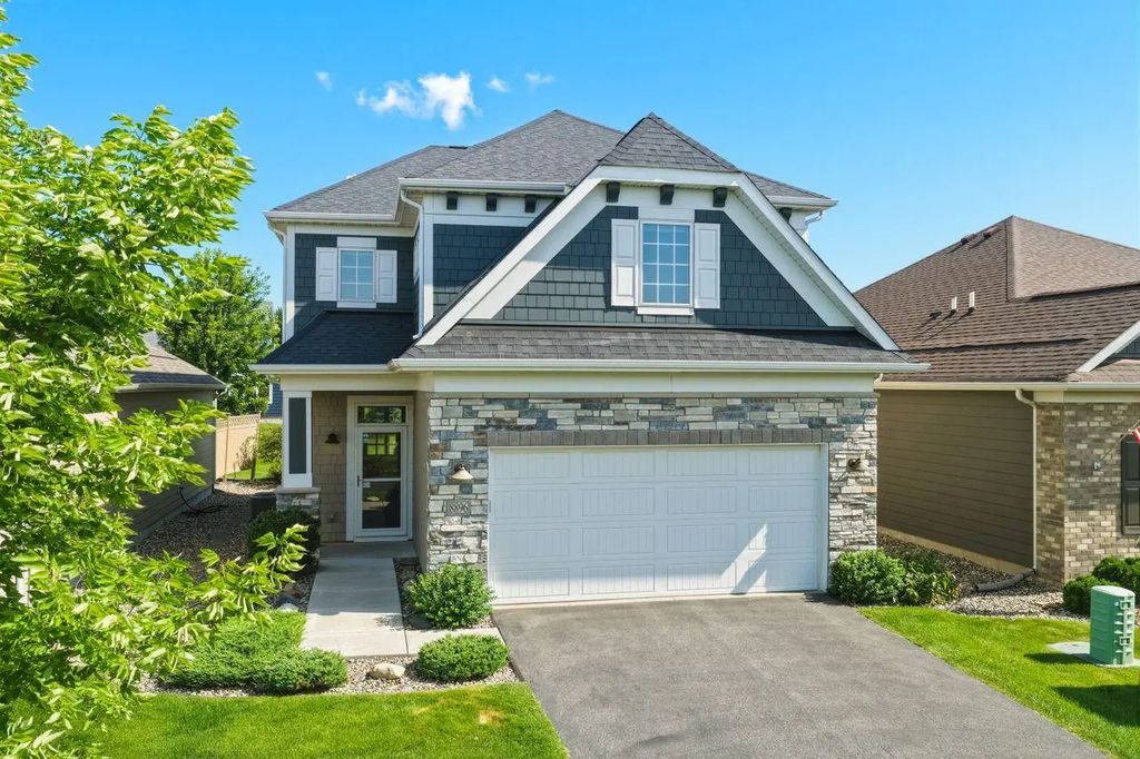 8896 Upper 9th Place N, Lake Elmo