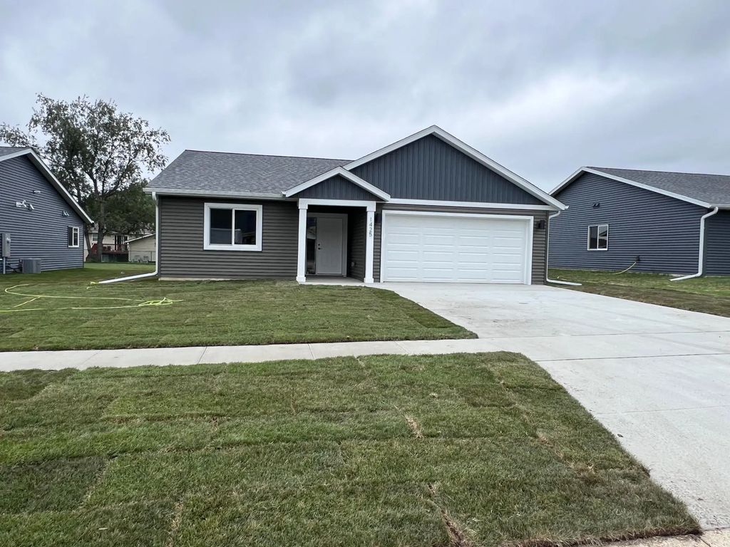 1425 Sunrise Avenue Se, Rochester