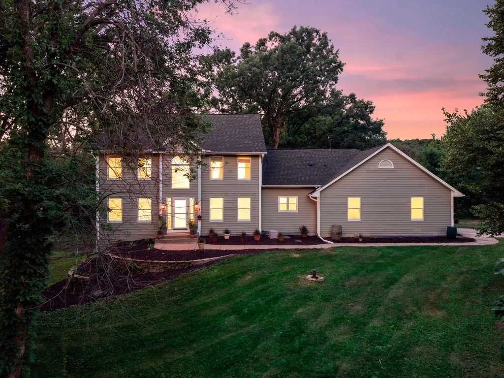 8891 90th Court Way, Northfield