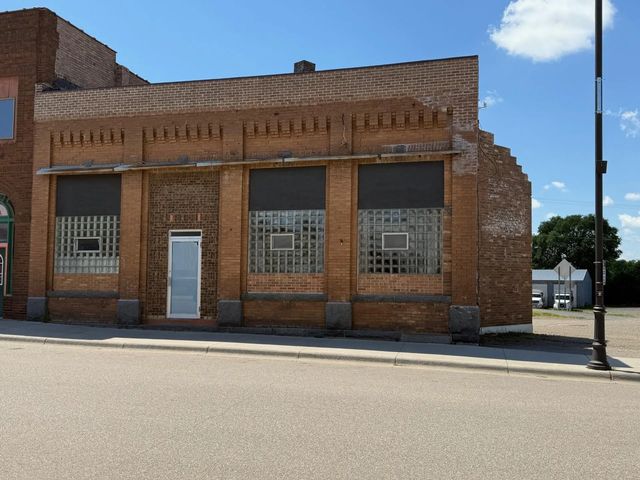 581 Main Street, Holdingford