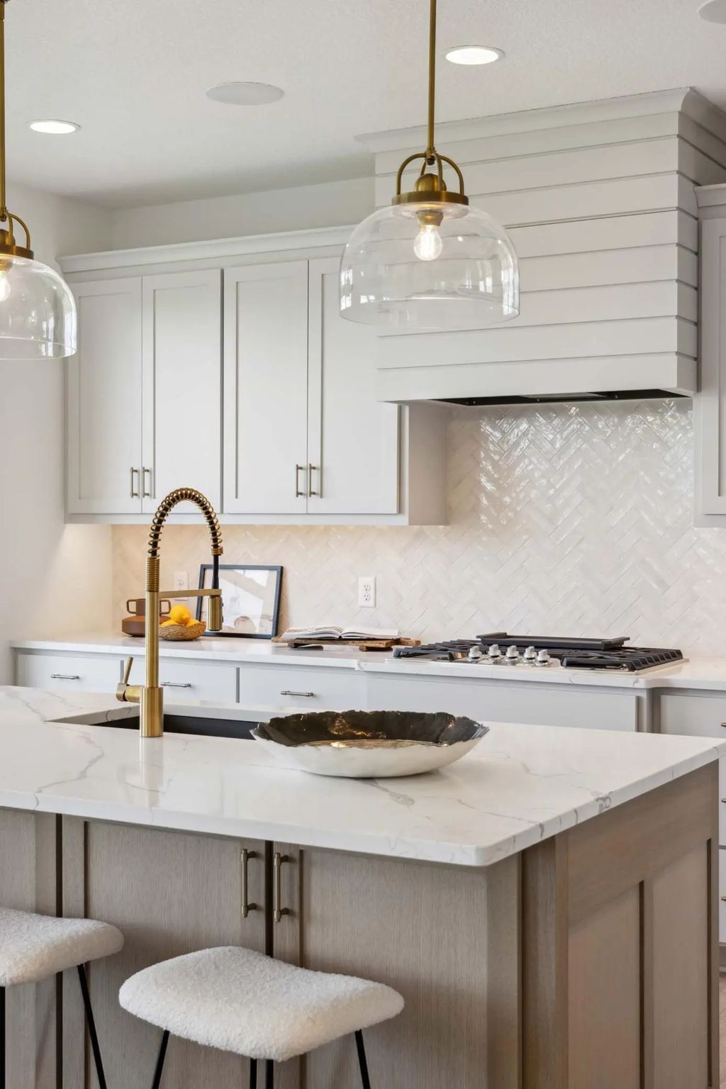 5522 Vista Trail, Victoria