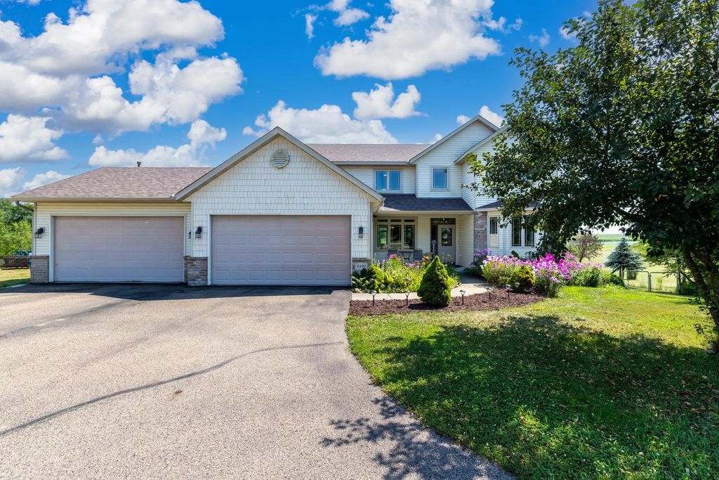 6499 160th Street E, Hastings