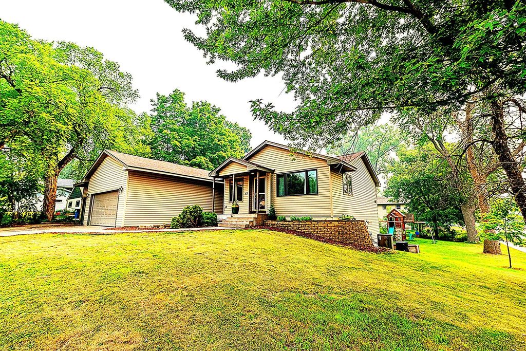 3488 Midland Court, White Bear Lake