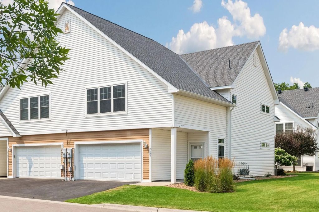 2143 Old School Road, Mound