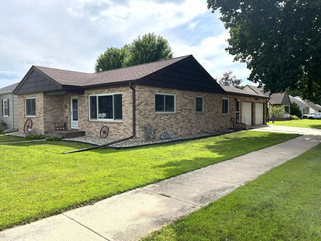 600 Highland Avenue, Fairmont