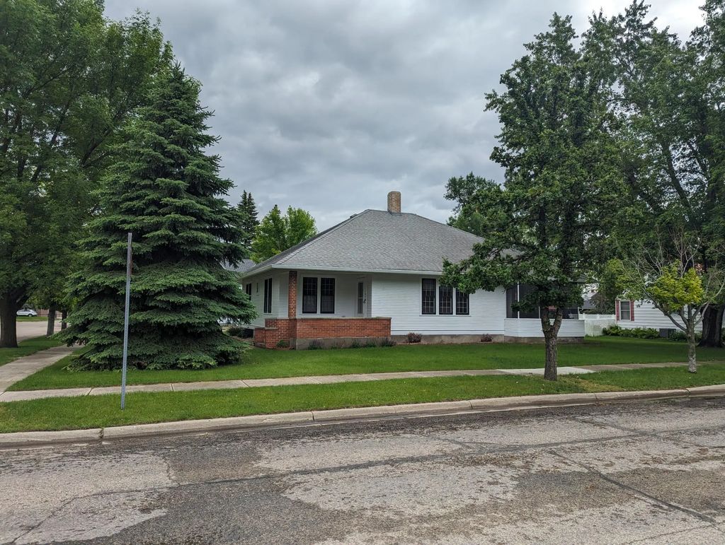 107 7th Avenue W, Lisbon