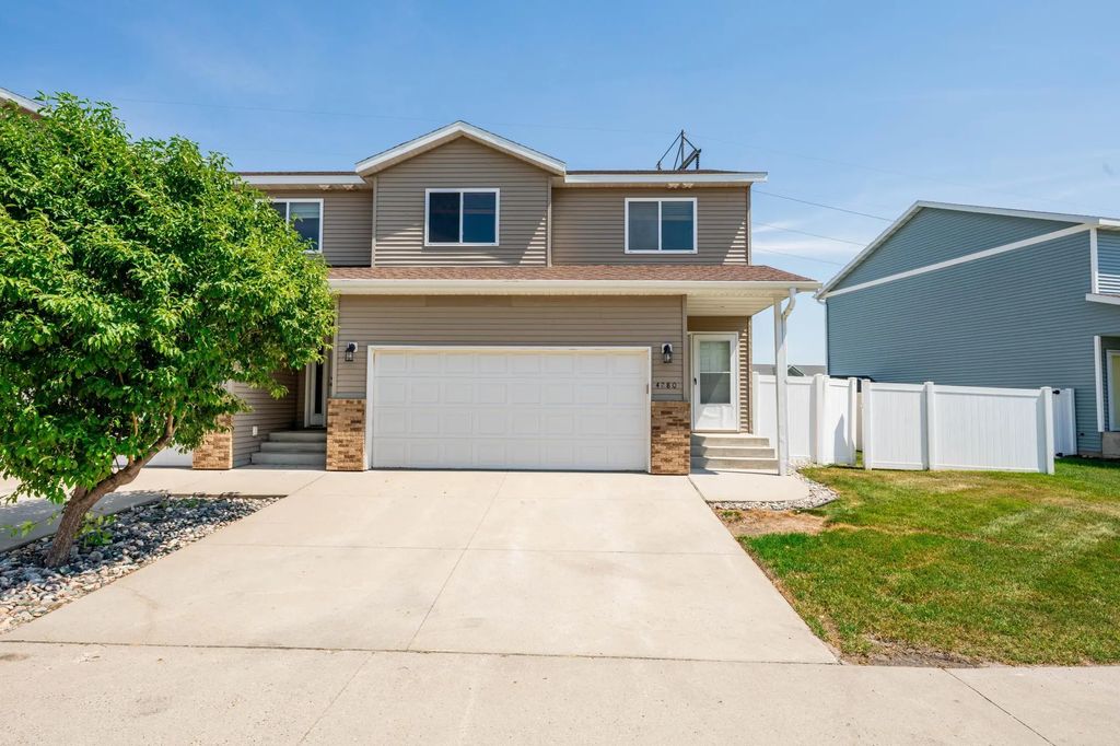 4280 Estate Drive S, Fargo